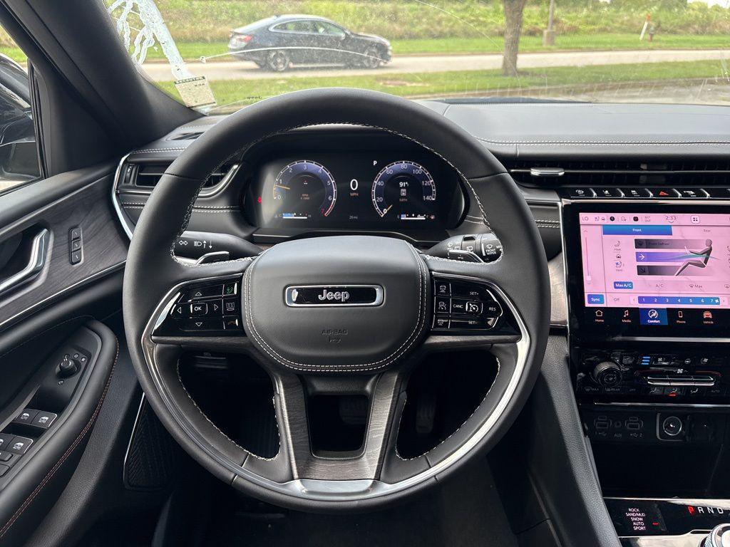 new 2025 Jeep Grand Cherokee L car, priced at $52,129