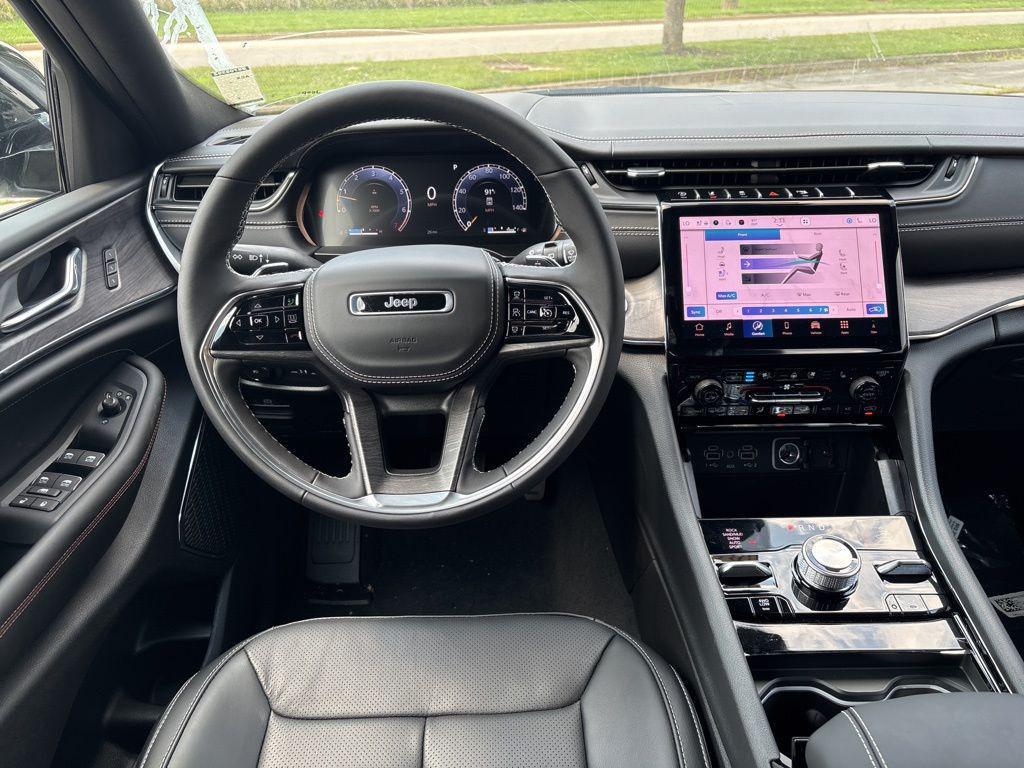 new 2025 Jeep Grand Cherokee L car, priced at $52,129