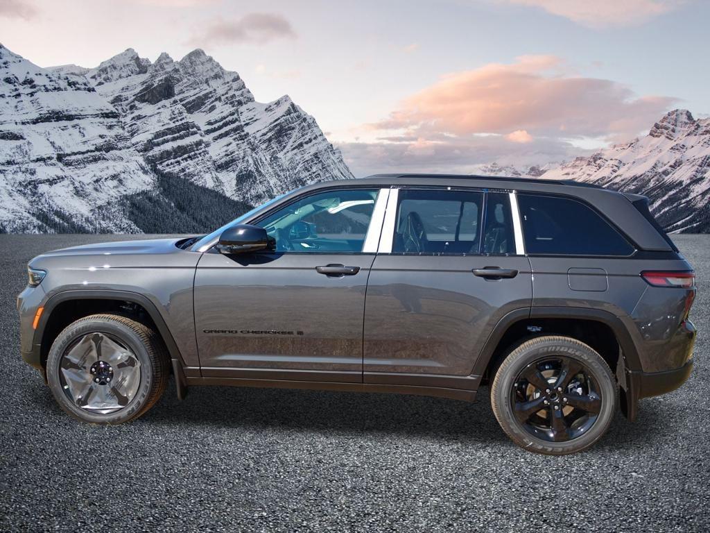 new 2025 Jeep Grand Cherokee car, priced at $48,800