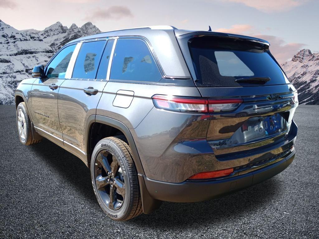 new 2025 Jeep Grand Cherokee car, priced at $48,800