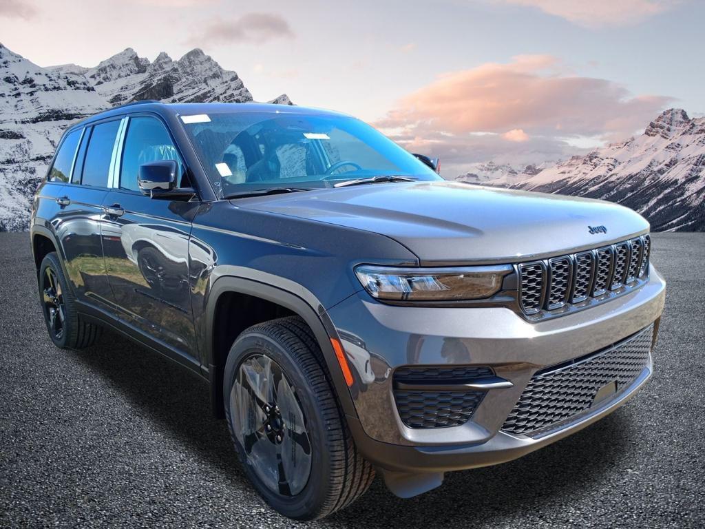 new 2025 Jeep Grand Cherokee car, priced at $48,800