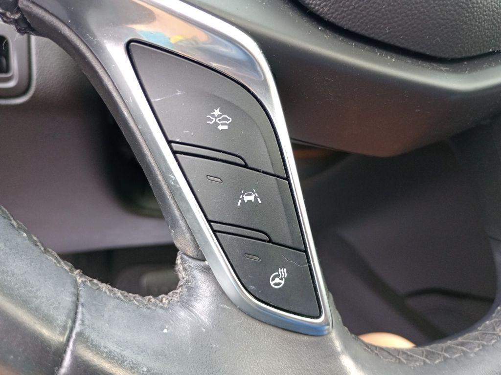 used 2018 Cadillac XT5 car, priced at $21,999