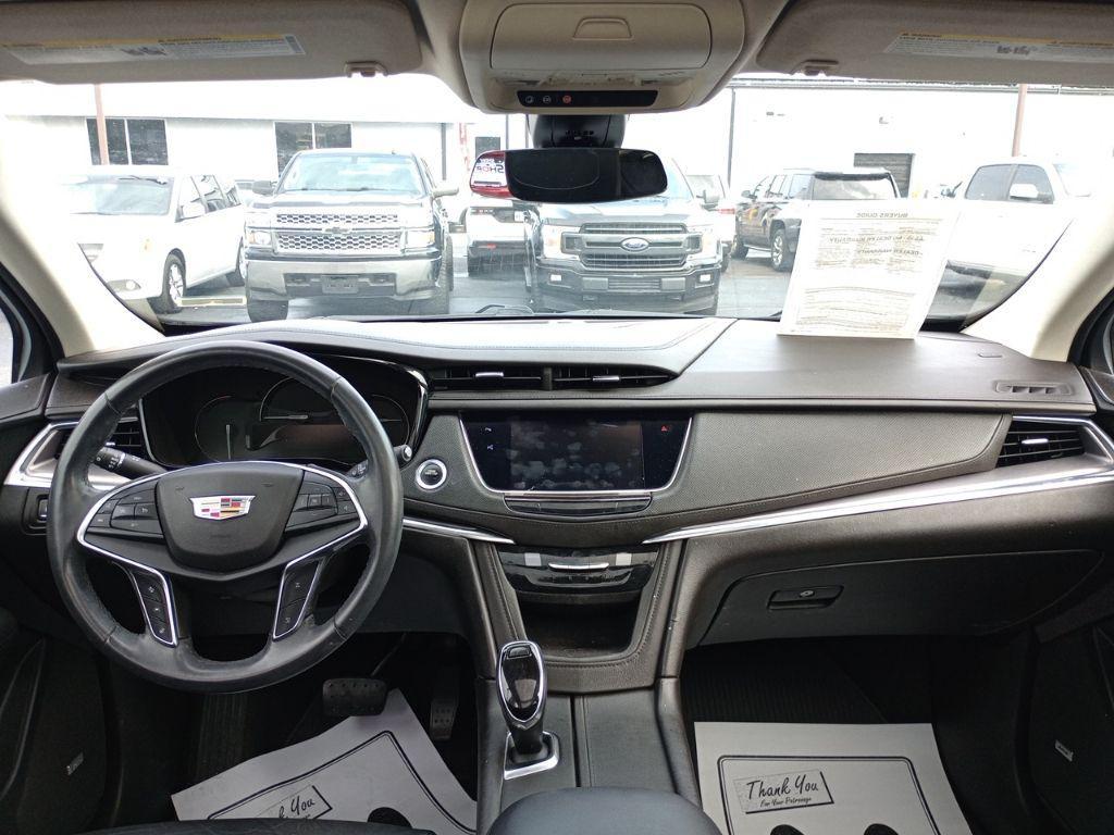 used 2018 Cadillac XT5 car, priced at $21,999