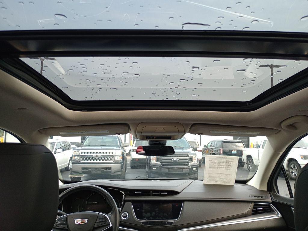 used 2018 Cadillac XT5 car, priced at $21,999