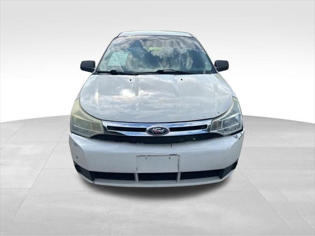 used 2009 Ford Focus car, priced at $1,500