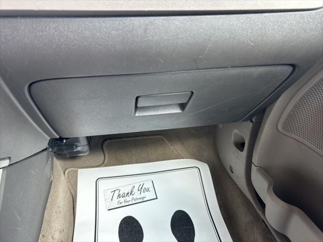 used 2009 Ford Focus car, priced at $1,500