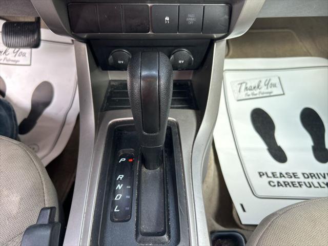 used 2009 Ford Focus car, priced at $1,500
