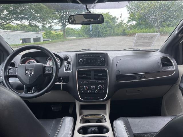 used 2016 Dodge Grand Caravan car, priced at $5,000