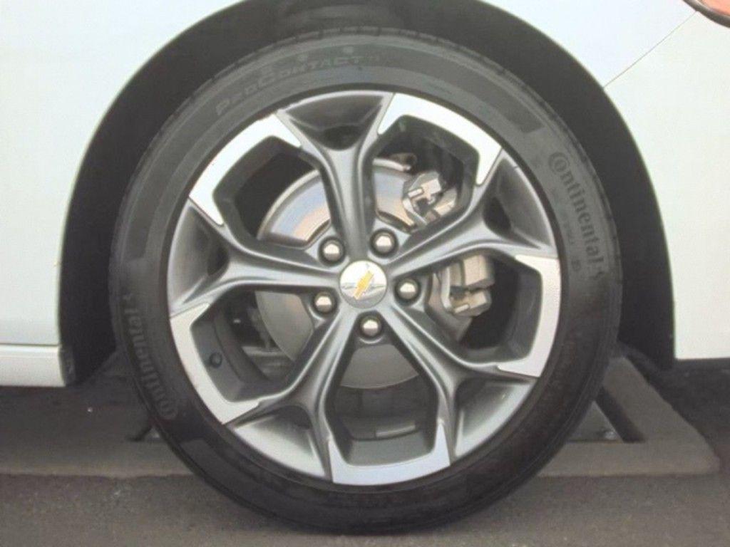 used 2024 Chevrolet Malibu car, priced at $16,999