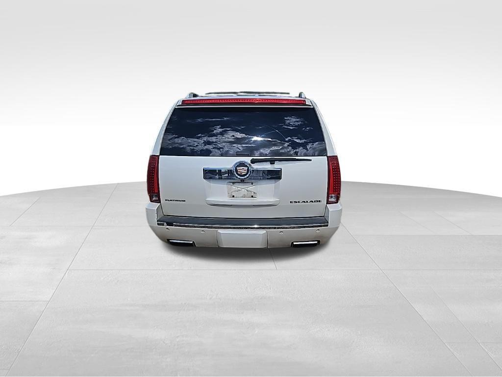 used 2013 Cadillac Escalade ESV car, priced at $6,999