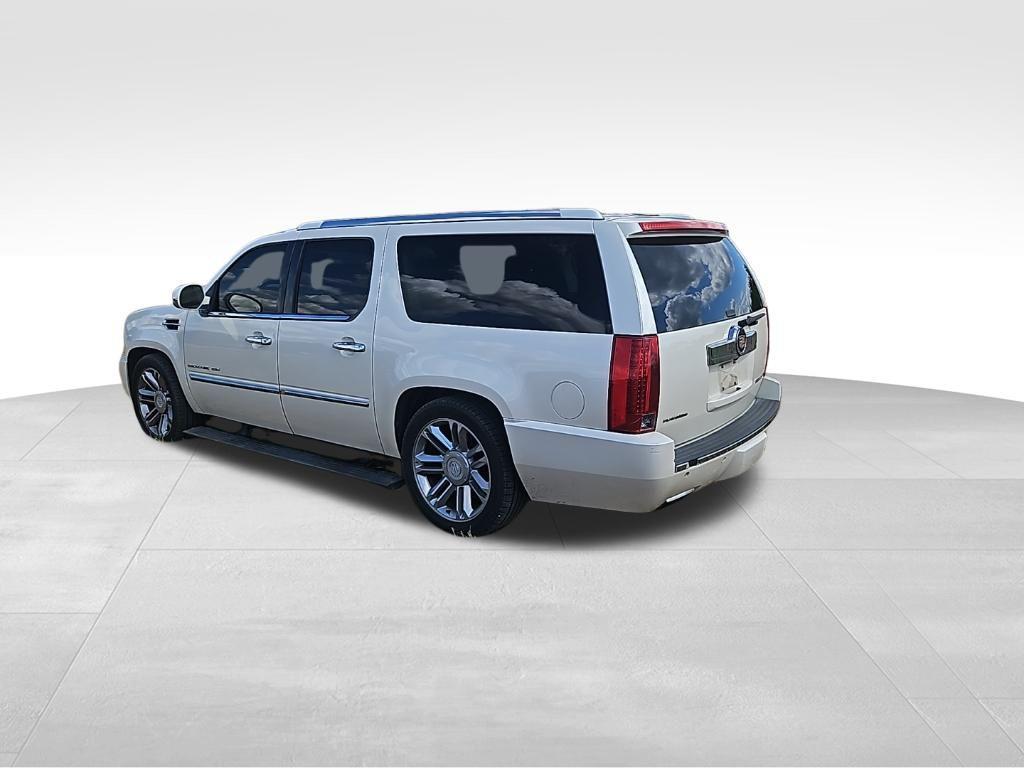 used 2013 Cadillac Escalade ESV car, priced at $6,999