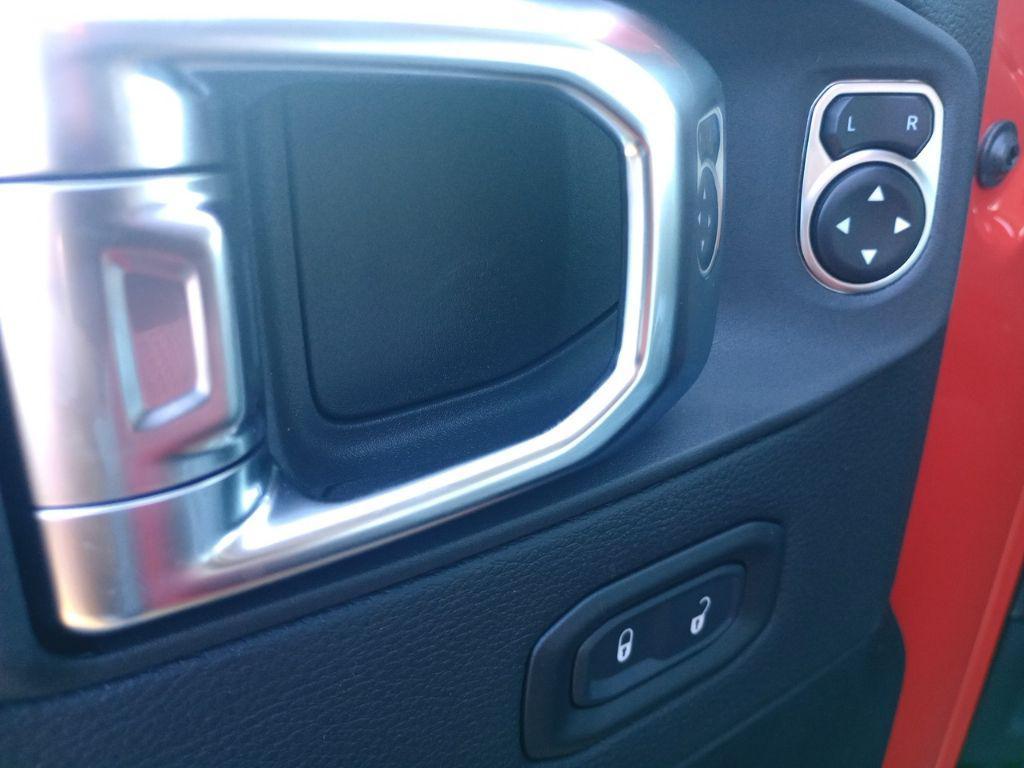 new 2025 Jeep Gladiator car, priced at $58,575