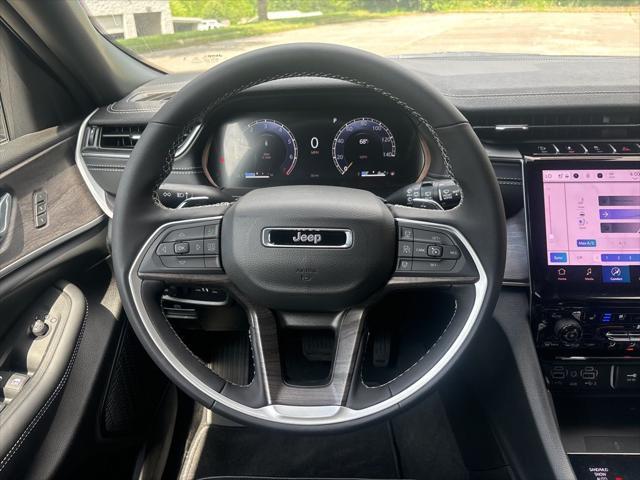 new 2025 Jeep Grand Cherokee car, priced at $43,734