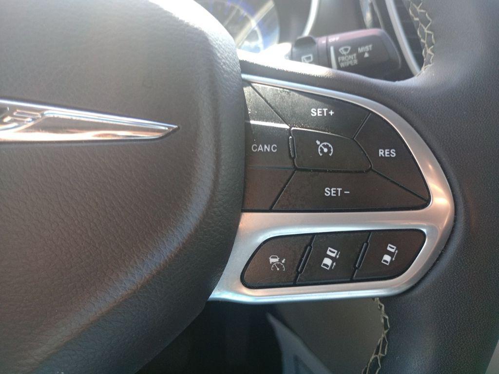 used 2023 Chrysler Pacifica car, priced at $19,999