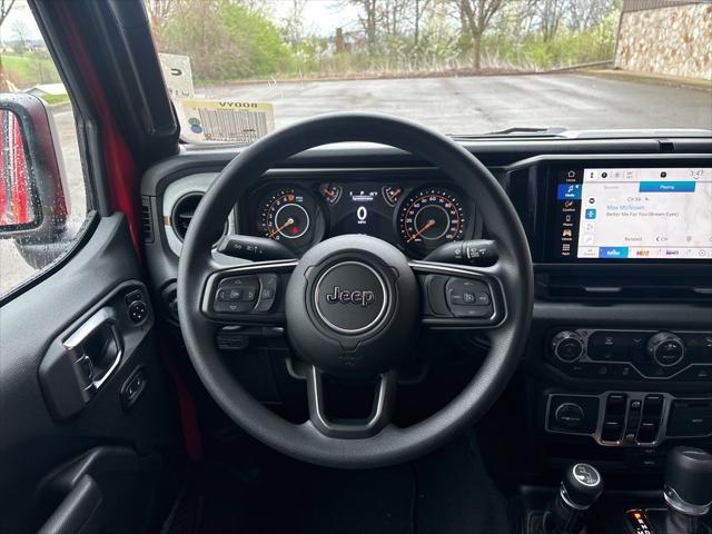 new 2025 Jeep Gladiator car, priced at $40,385