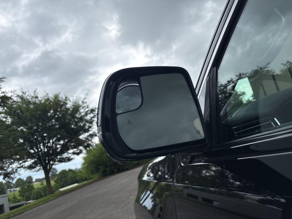 new 2025 Jeep Wagoneer car, priced at $68,995