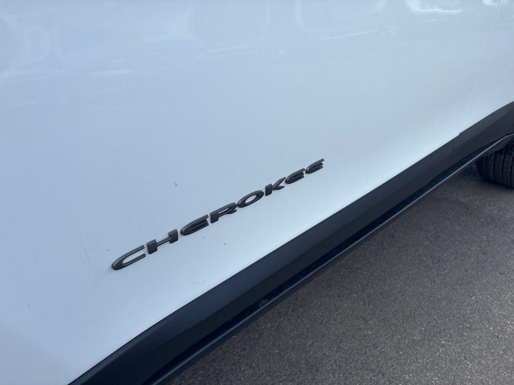used 2017 Jeep Cherokee car, priced at $14,999