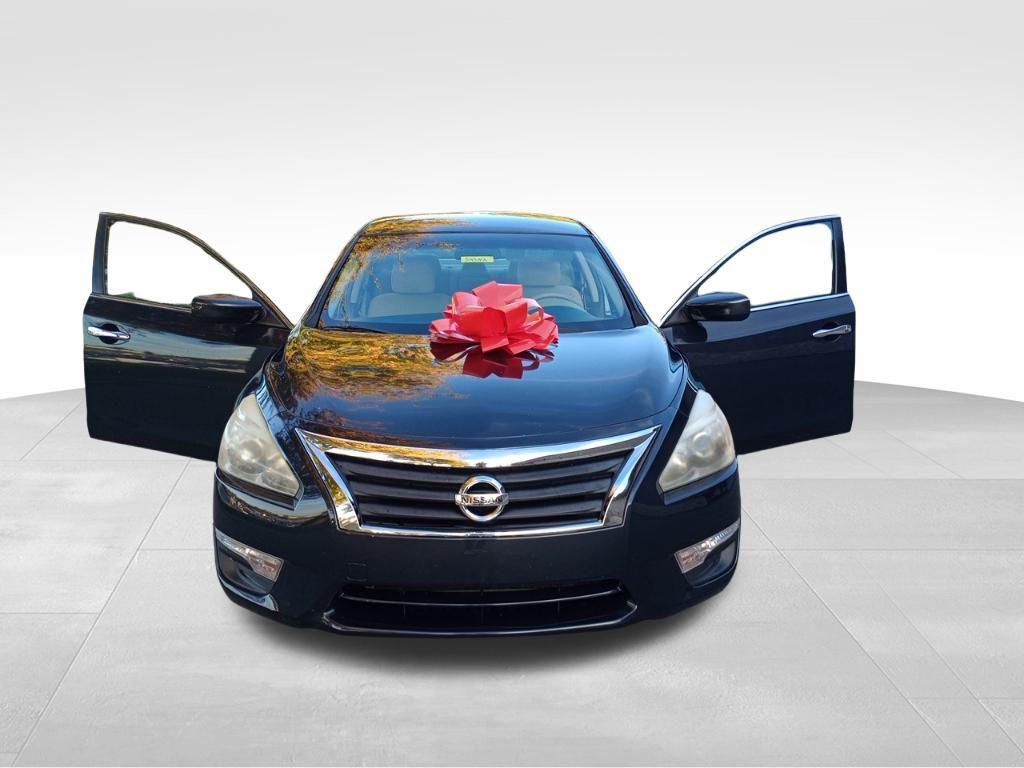 used 2015 Nissan Altima car, priced at $3,999