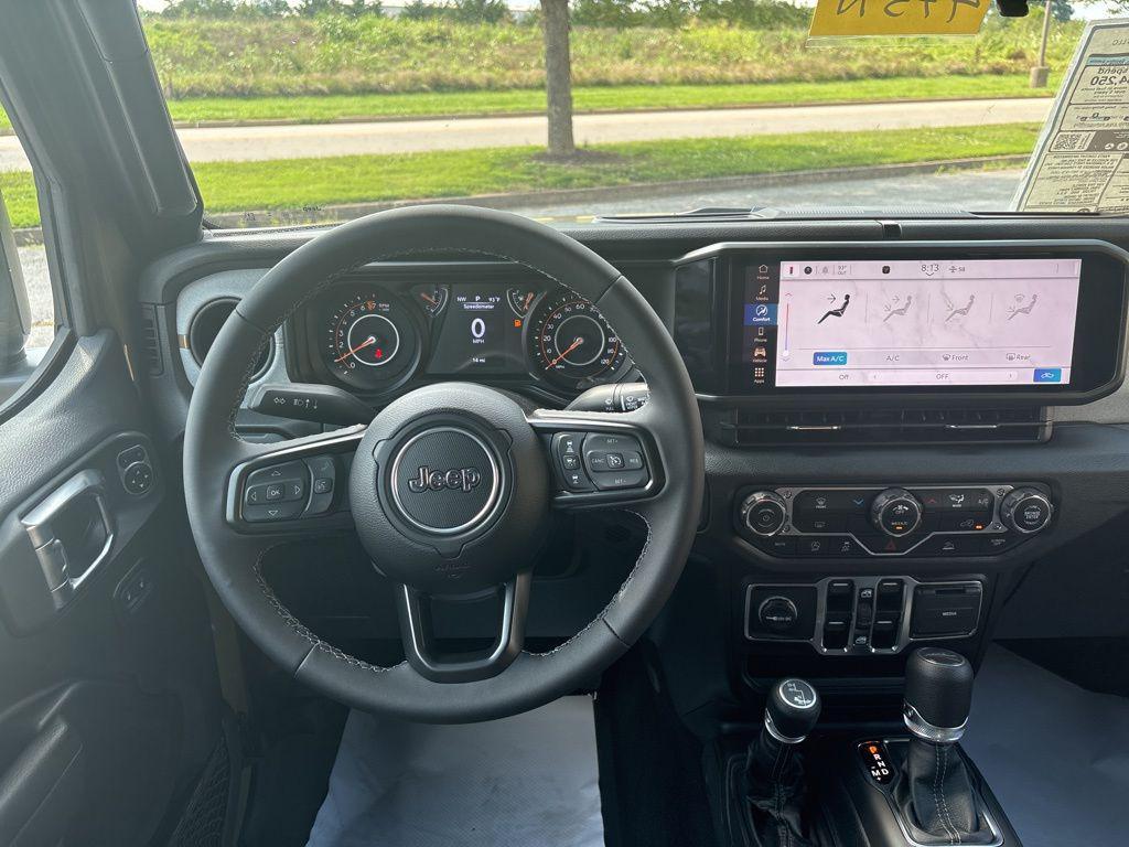 new 2025 Jeep Gladiator car, priced at $34,917