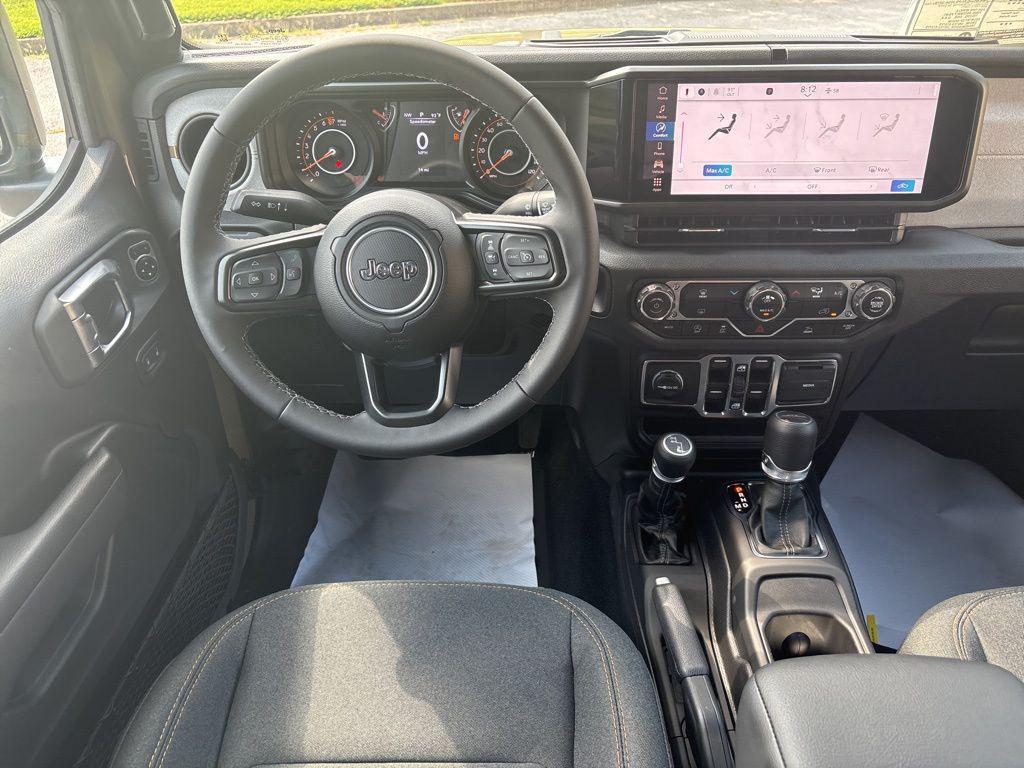 new 2025 Jeep Gladiator car, priced at $34,917
