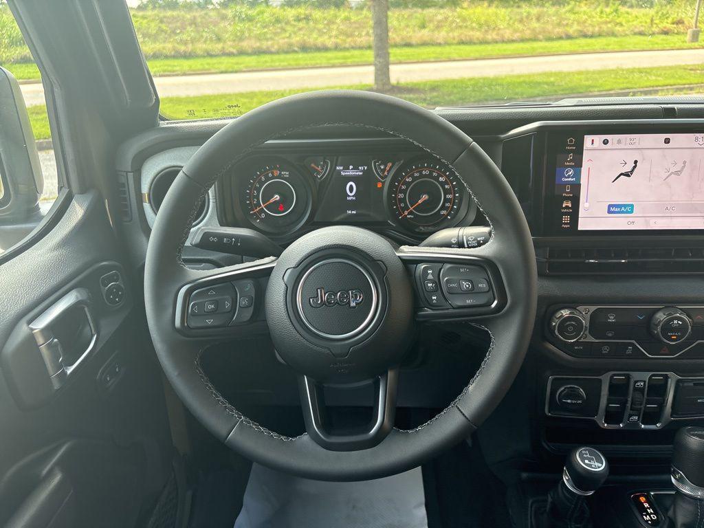 new 2025 Jeep Gladiator car, priced at $34,917