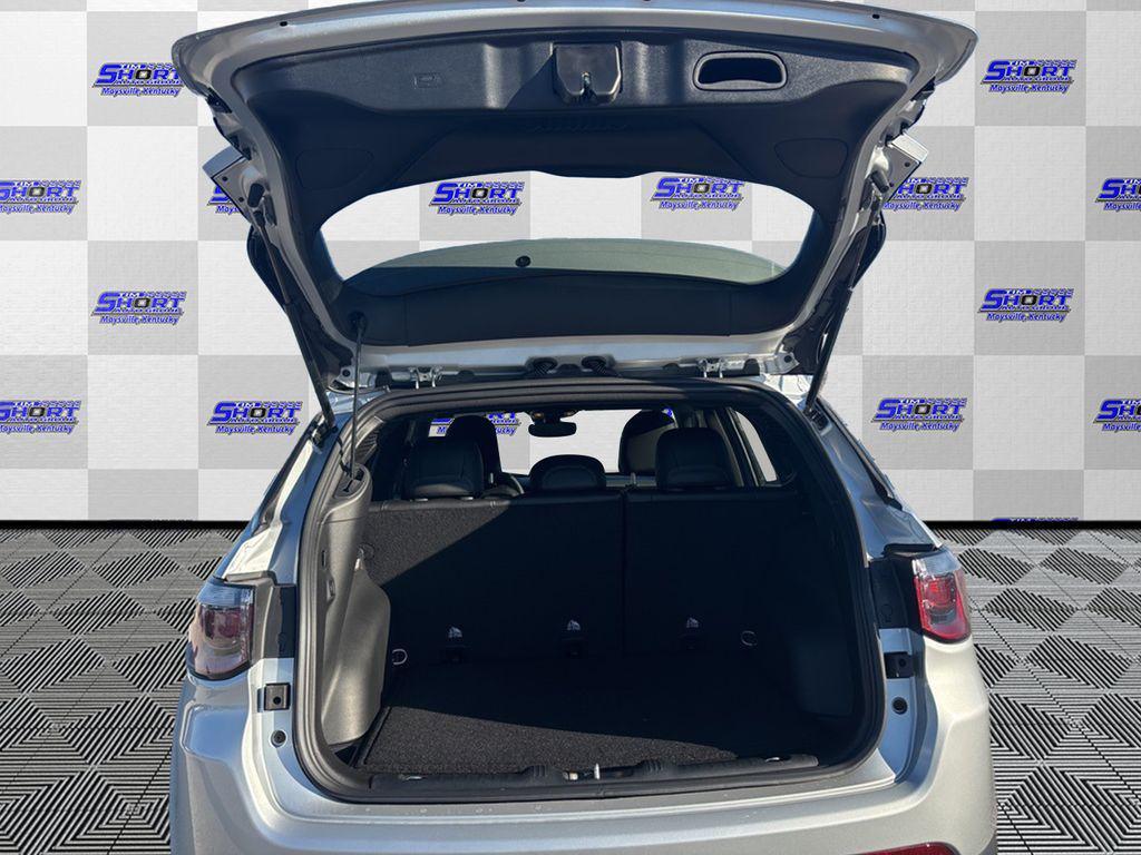 new 2025 Jeep Compass car, priced at $28,899