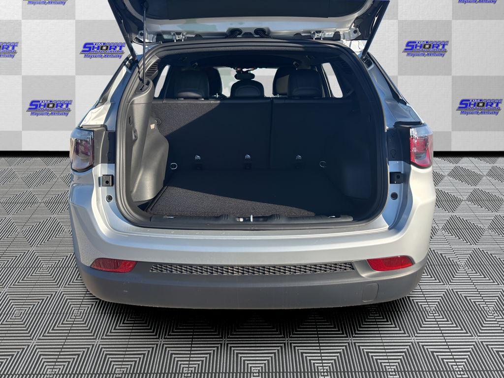 new 2025 Jeep Compass car, priced at $28,899