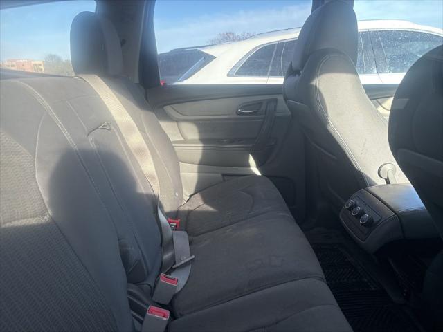 used 2016 Chevrolet Traverse car, priced at $9,999