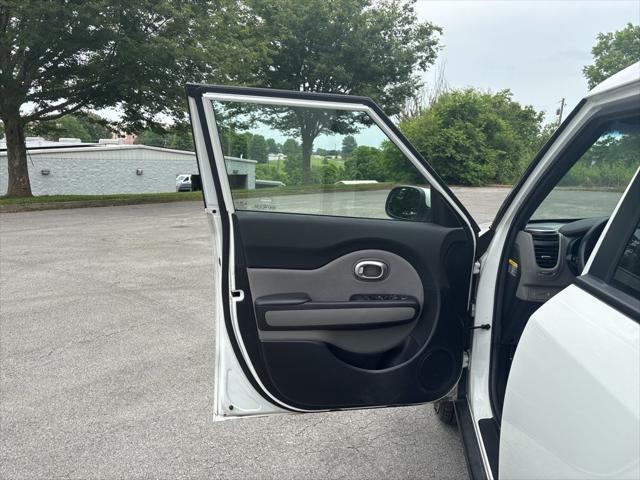used 2015 Kia Soul car, priced at $7,999