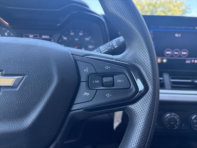 used 2024 Chevrolet Trax car, priced at $18,999