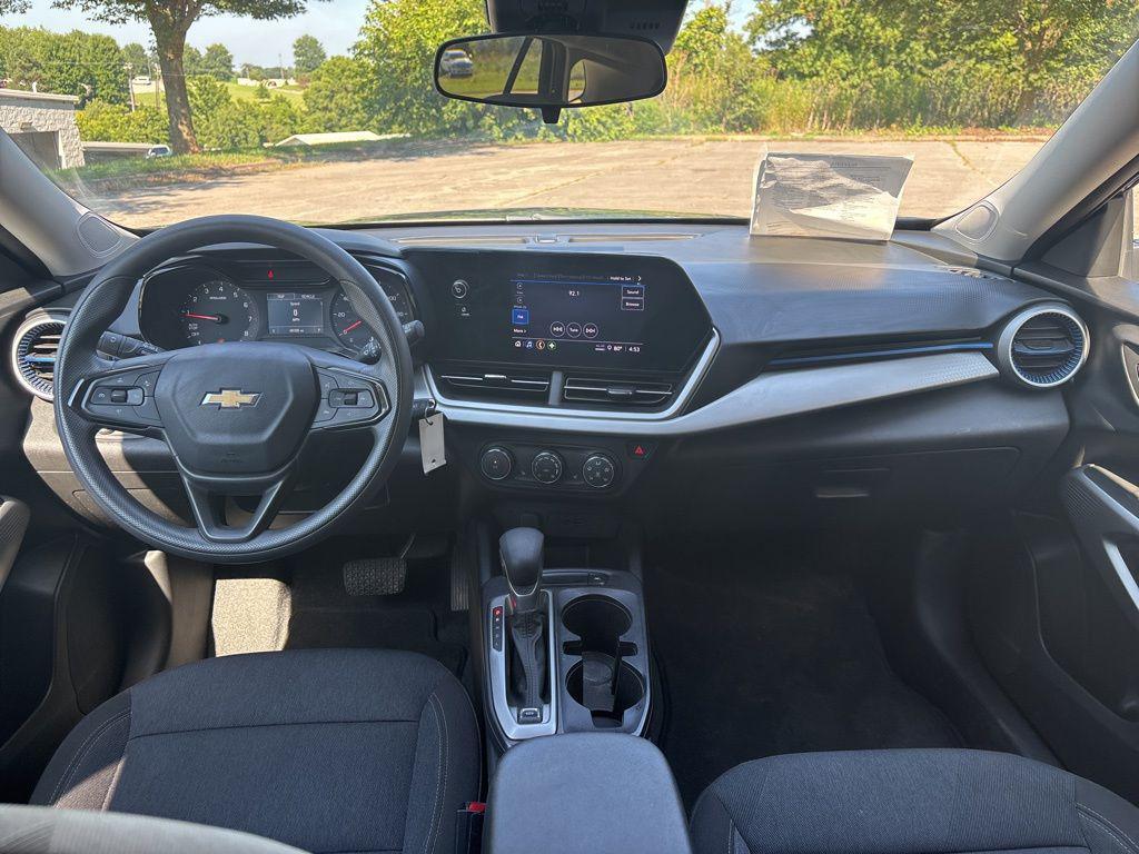 used 2024 Chevrolet Trax car, priced at $18,400
