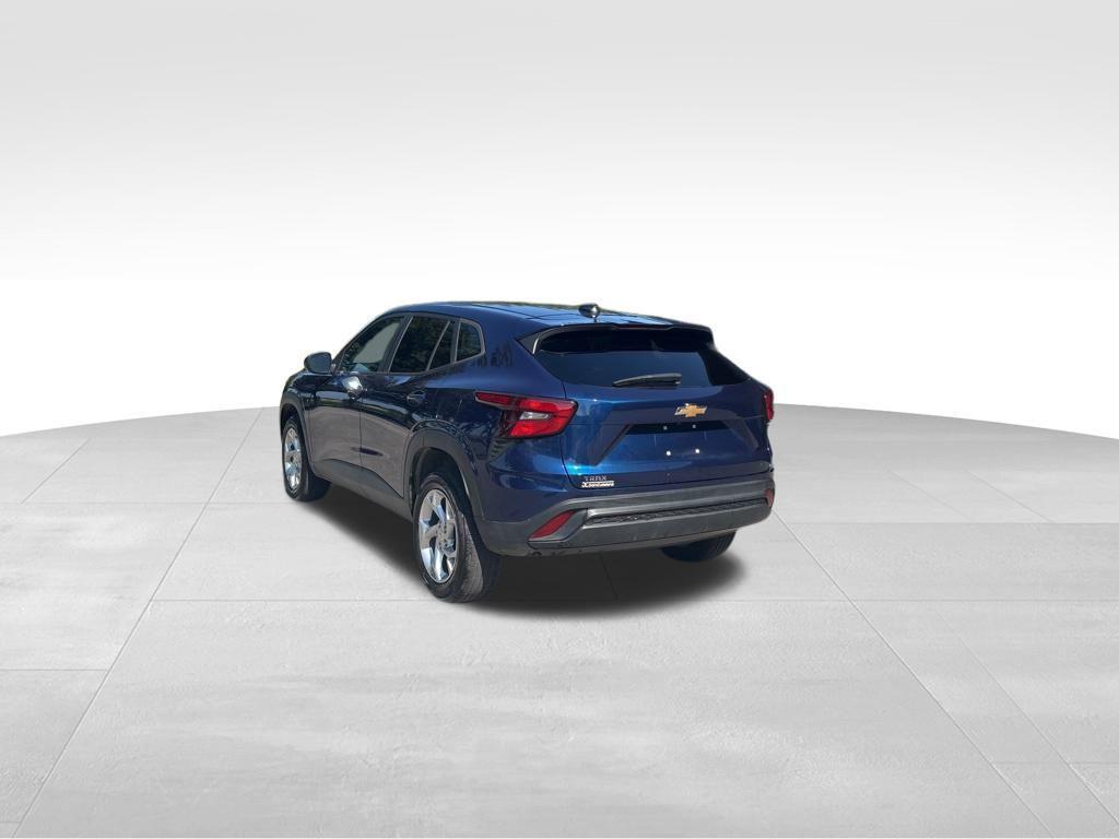 used 2024 Chevrolet Trax car, priced at $18,400