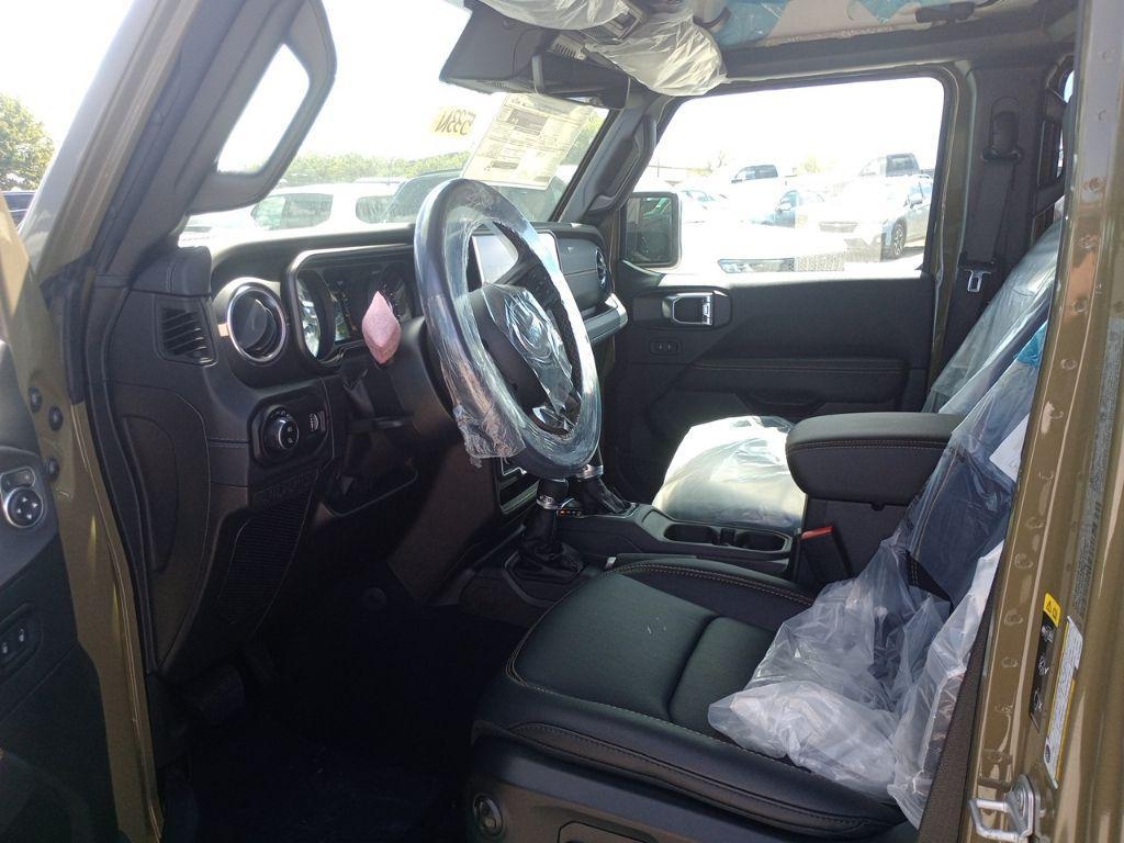 new 2025 Jeep Gladiator car, priced at $47,995