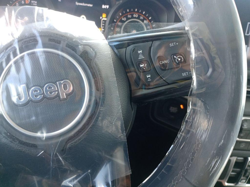 new 2025 Jeep Gladiator car, priced at $47,995