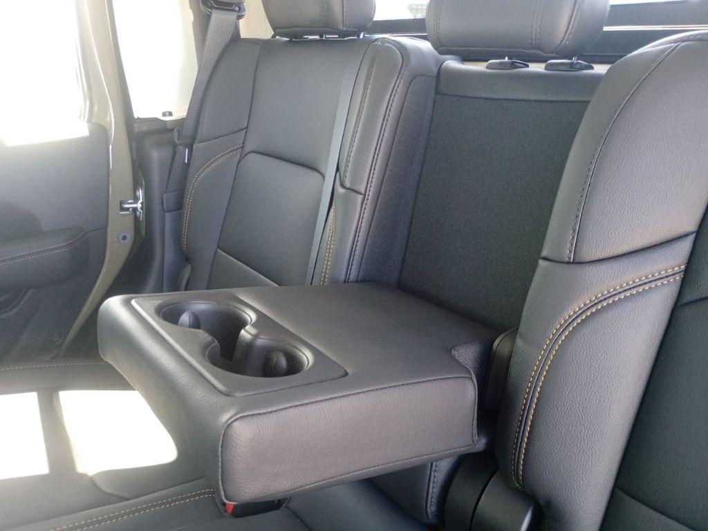 new 2025 Jeep Gladiator car, priced at $47,995
