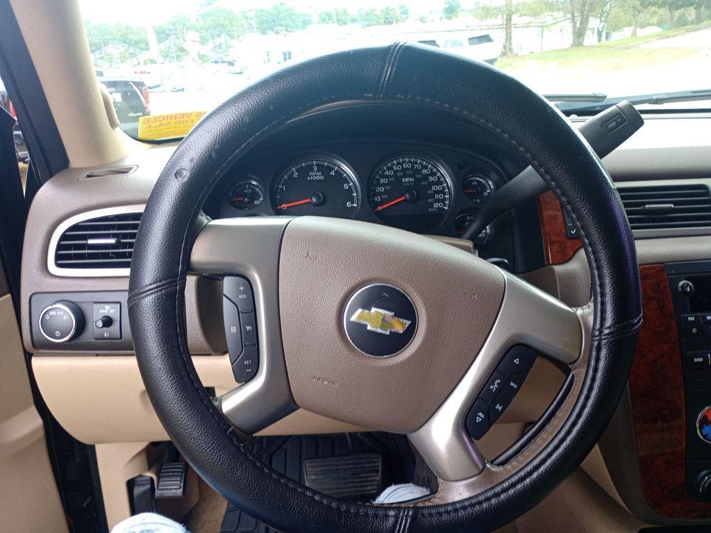 used 2013 Chevrolet Suburban car, priced at $4,527