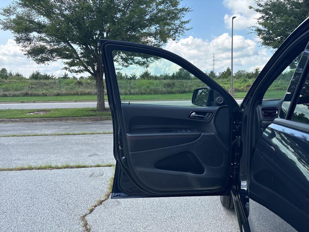 new 2025 Dodge Durango car, priced at $39,995