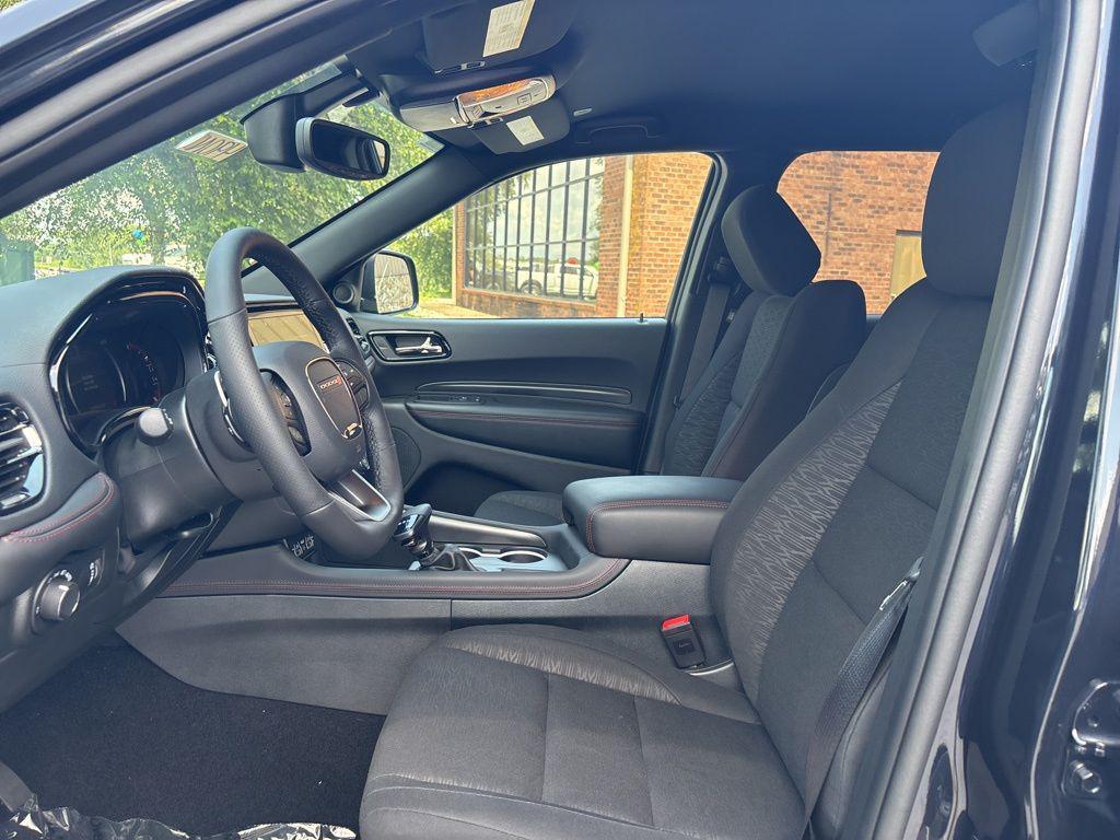 new 2025 Dodge Durango car, priced at $39,995