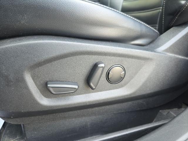 used 2023 Ford Edge car, priced at $18,999