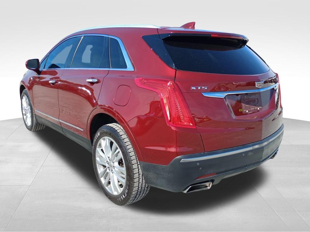 used 2017 Cadillac XT5 car, priced at $8,500