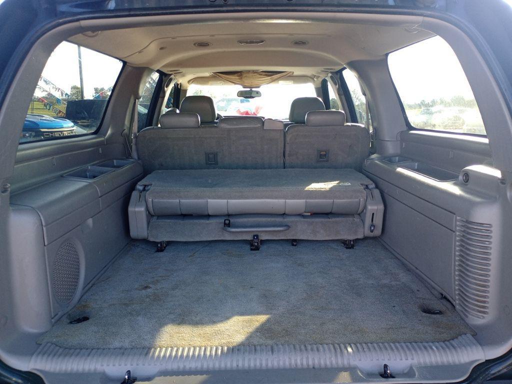 used 2004 GMC Yukon XL car, priced at $4,000