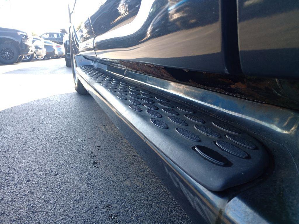 used 2004 GMC Yukon XL car, priced at $4,000