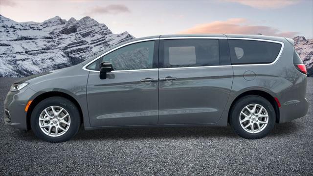 new 2025 Chrysler Pacifica car, priced at $37,872