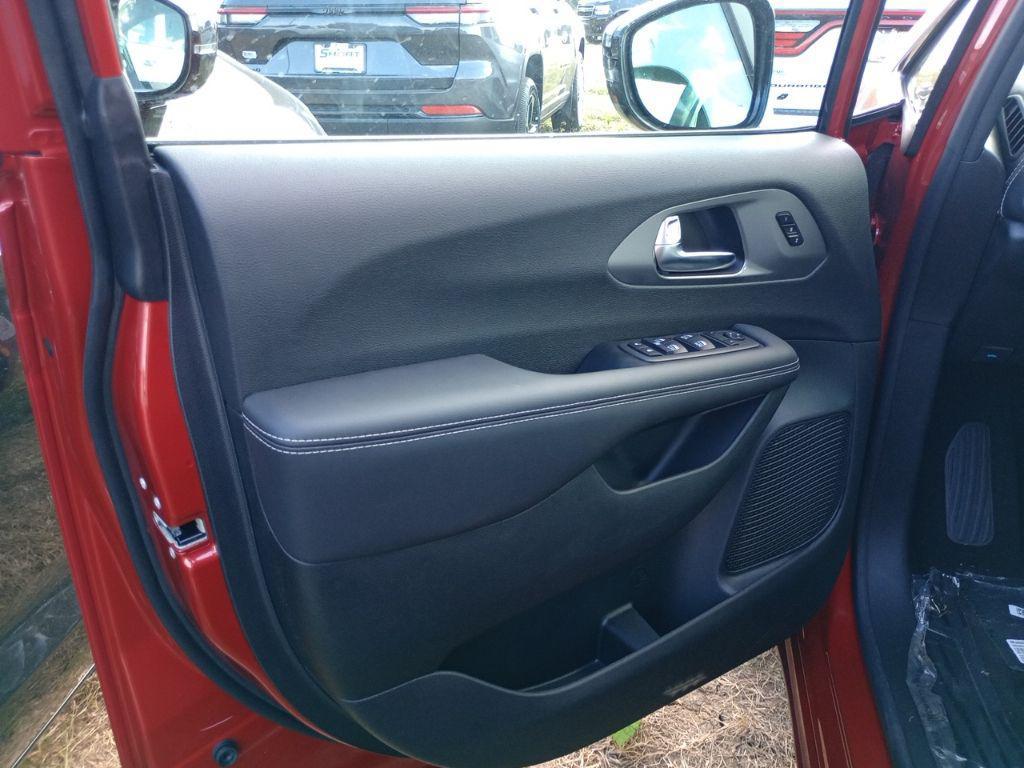new 2026 Chrysler Pacifica car, priced at $48,855