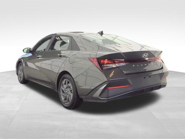 used 2024 Hyundai Elantra car, priced at $18,999