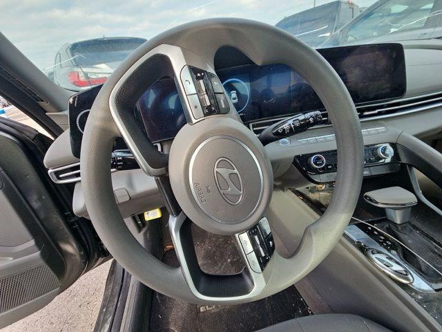 used 2024 Hyundai Elantra car, priced at $18,999