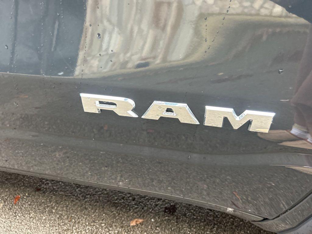 new 2025 Ram 1500 car, priced at $44,018