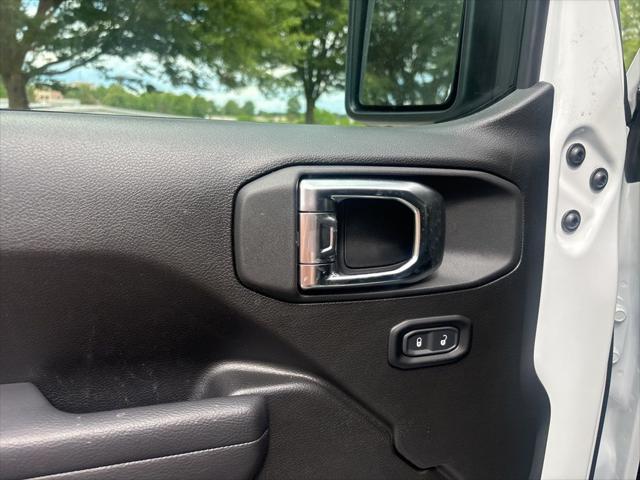 new 2025 Jeep Wrangler car, priced at $30,966