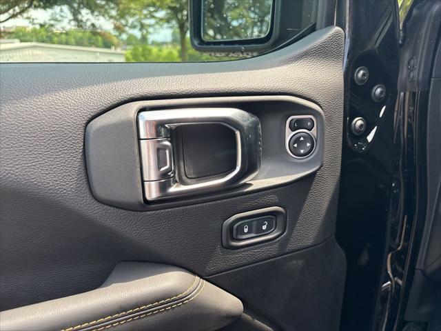 new 2025 Jeep Wrangler car, priced at $50,118