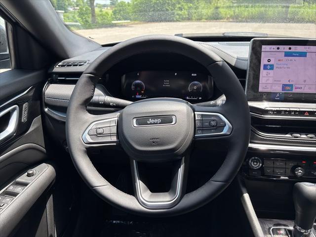 new 2025 Jeep Compass car, priced at $35,995
